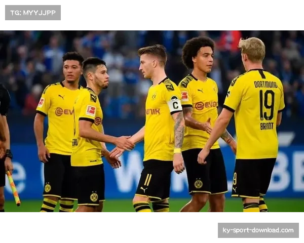 弗赖堡三中卫体系稳固 本轮零封展现防守层次